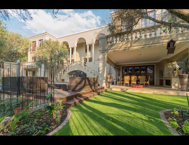 5 BEDROOM HOUSE FOR SALE IN DAINFERN VALLEY ESTATE